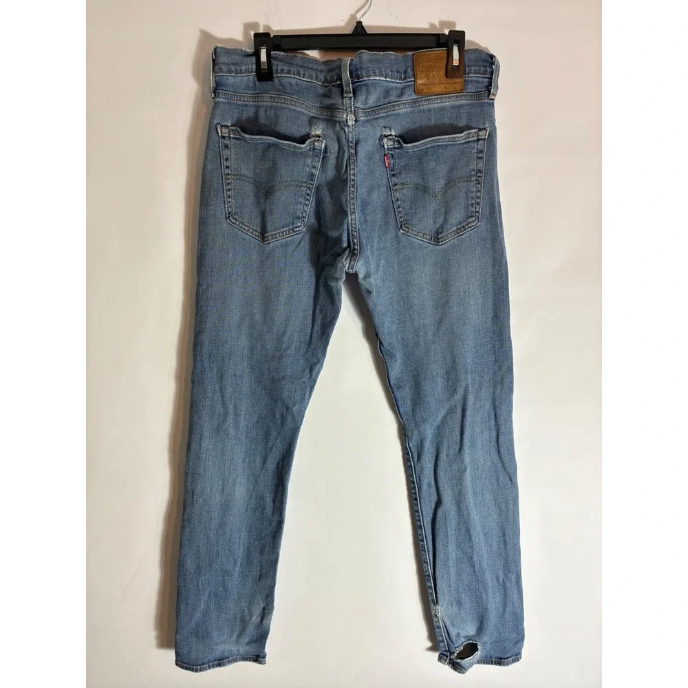 Levis 502 Regular Taper Premium Performance Distressed Jeans Blue W32 L34